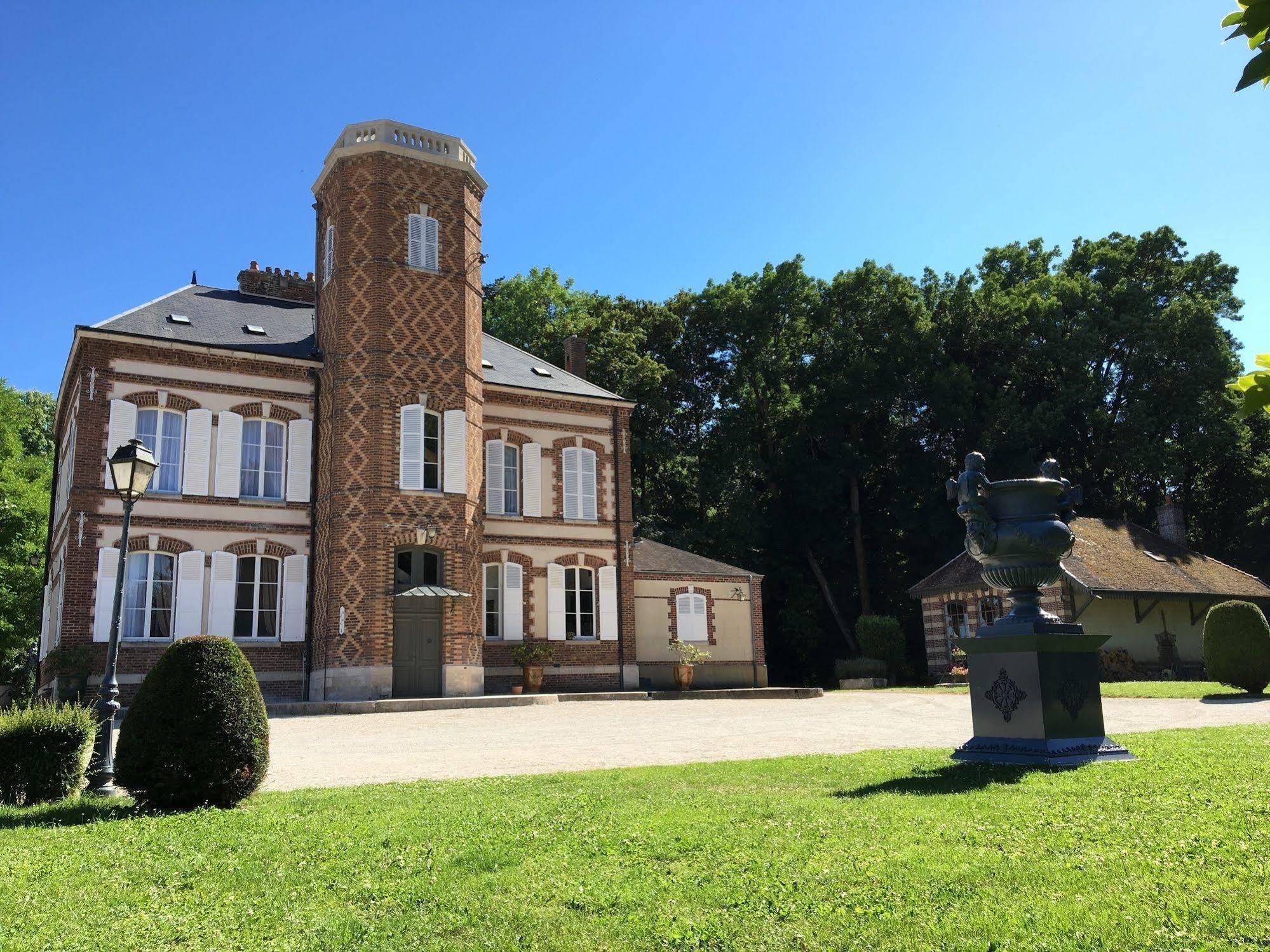 Chateau De Montabert Montaulin Εξωτερικό φωτογραφία